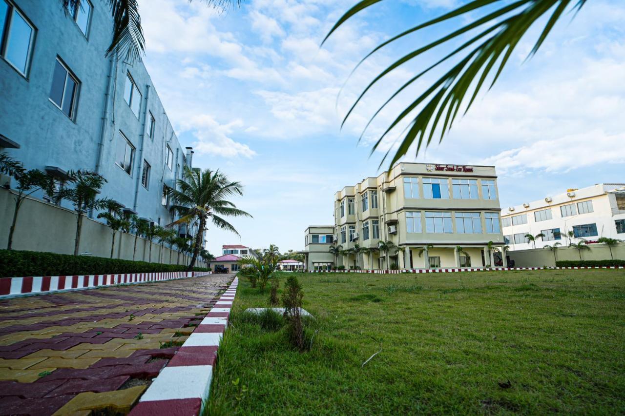 Silver Sand Eco Resort !! Beachfront !! With Biggest Pool And Huge Open Area !! Ideal For Weddings !! Couple Friendly !! マンダーマニ エクステリア 写真