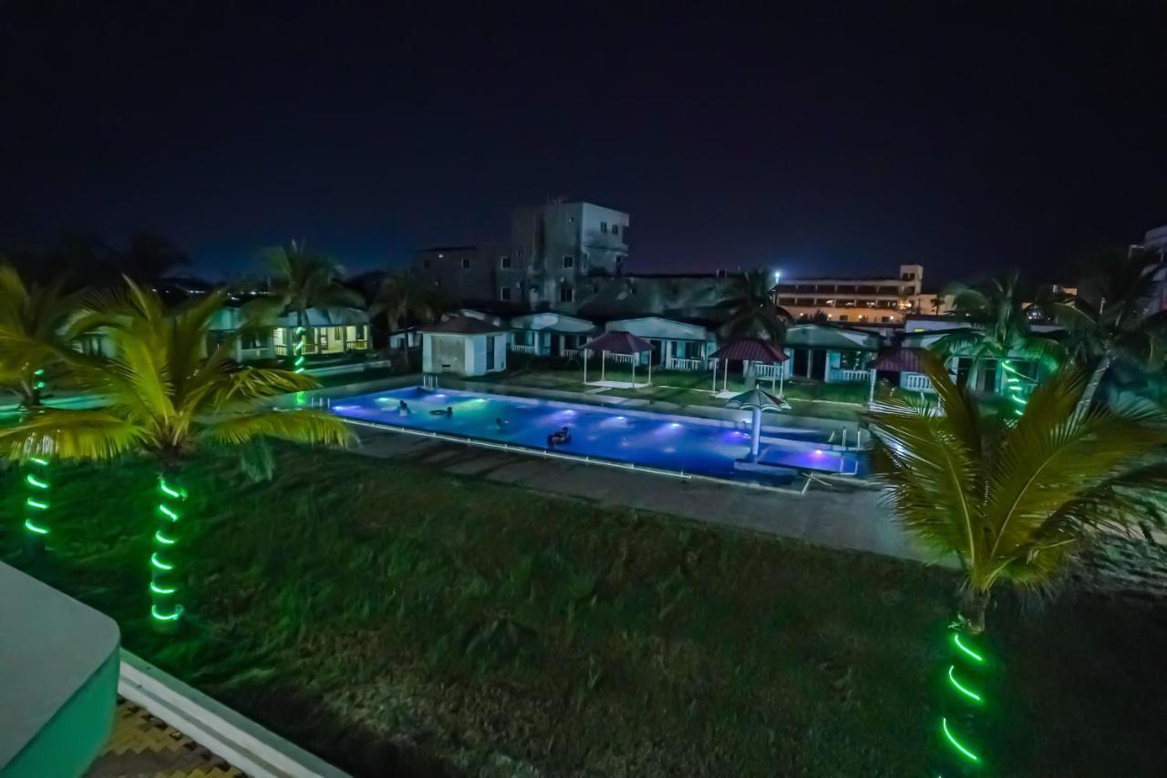Silver Sand Eco Resort !! Beachfront !! With Biggest Pool And Huge Open Area !! Ideal For Weddings !! Couple Friendly !! マンダーマニ エクステリア 写真