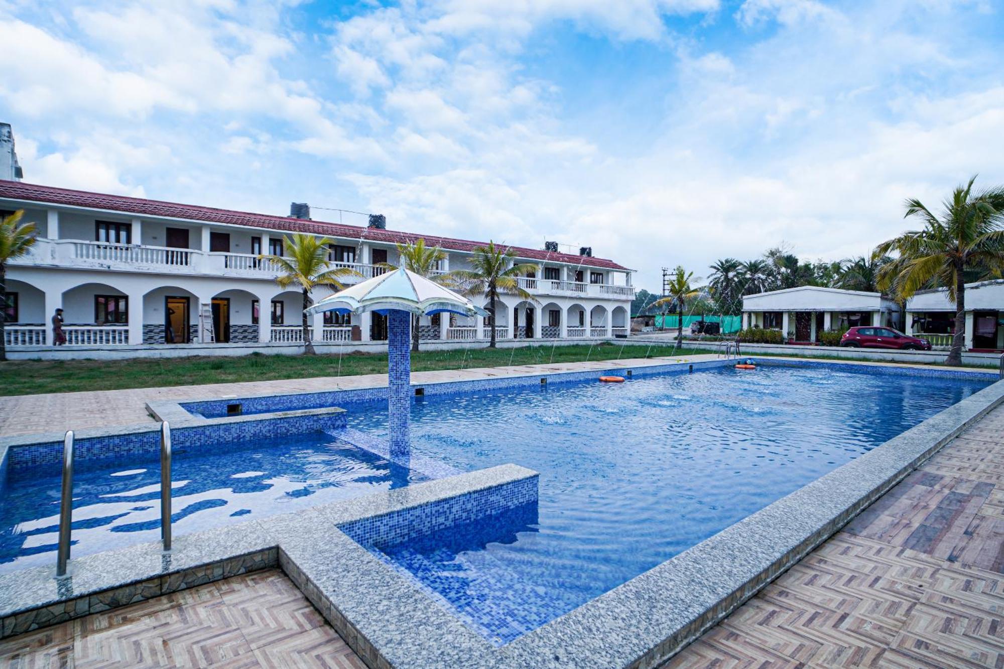 Silver Sand Eco Resort !! Beachfront !! With Biggest Pool And Huge Open Area !! Ideal For Weddings !! Couple Friendly !! マンダーマニ エクステリア 写真